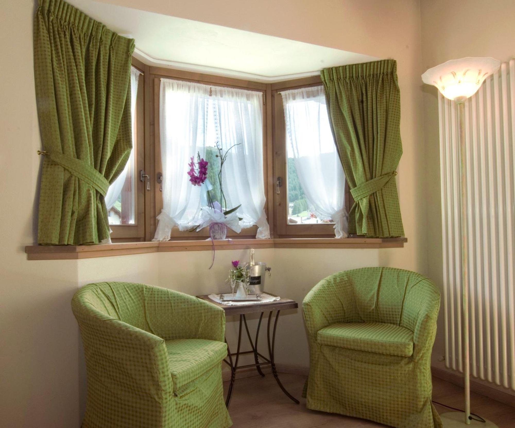Hotel Costanza Mountain Holiday Livigno Exterior foto